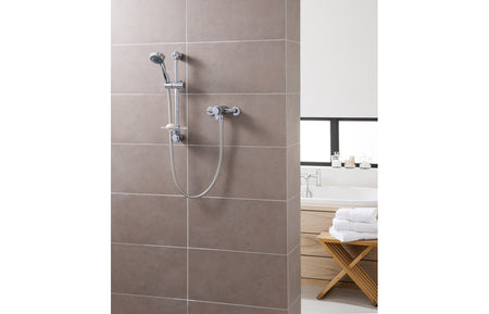 Chrome thermostatic mixer shower with wall-mounted shower head and flexible hose